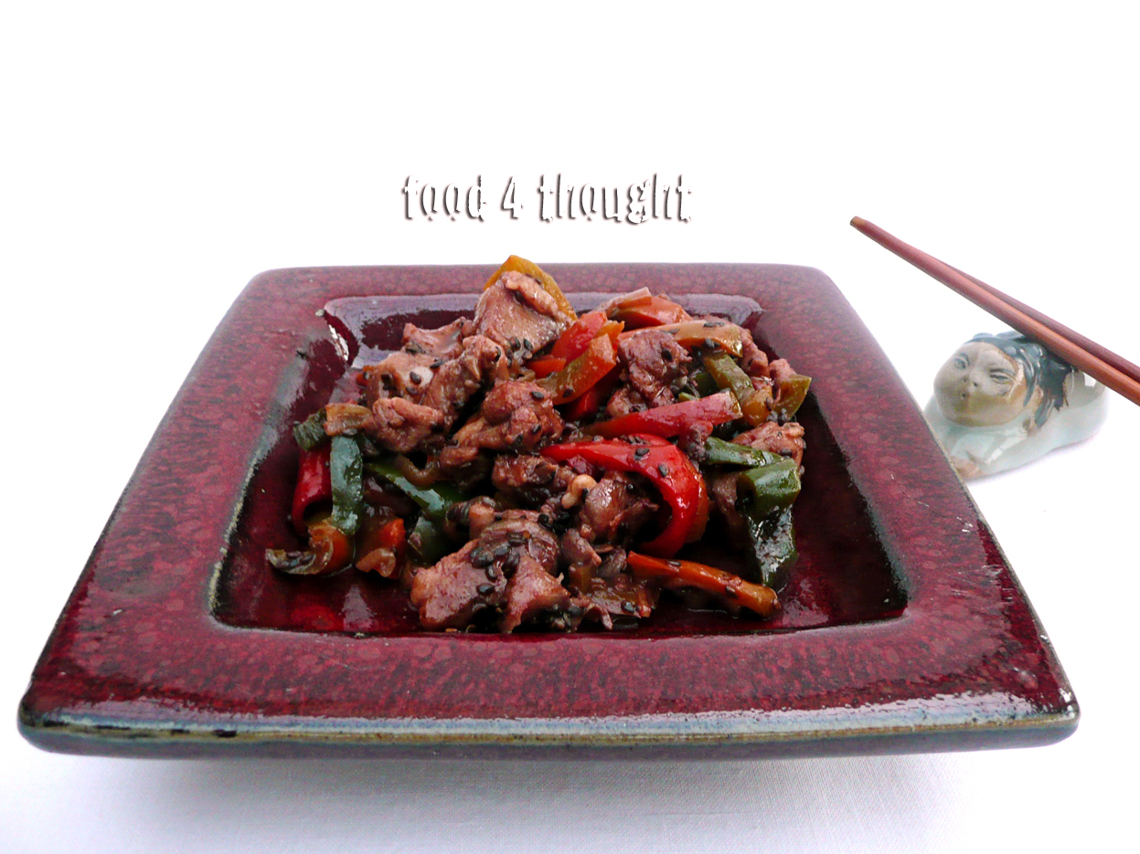 Straccetti di pollo e peperone in odore d'oriente. | food 4 thought, image size:1247x935